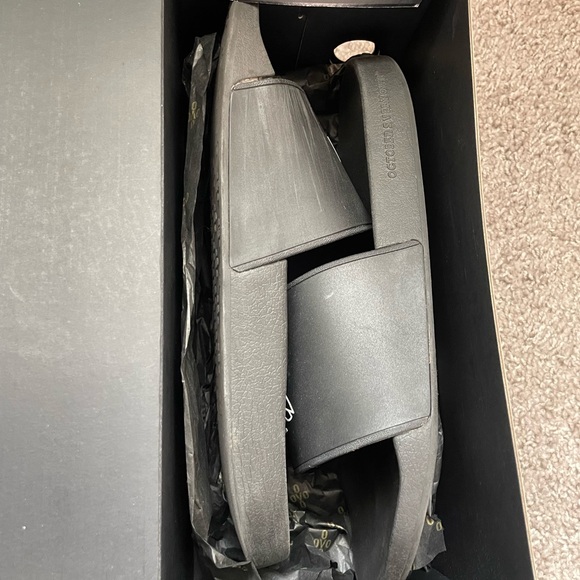 OVO slides - Picture 5 of 5